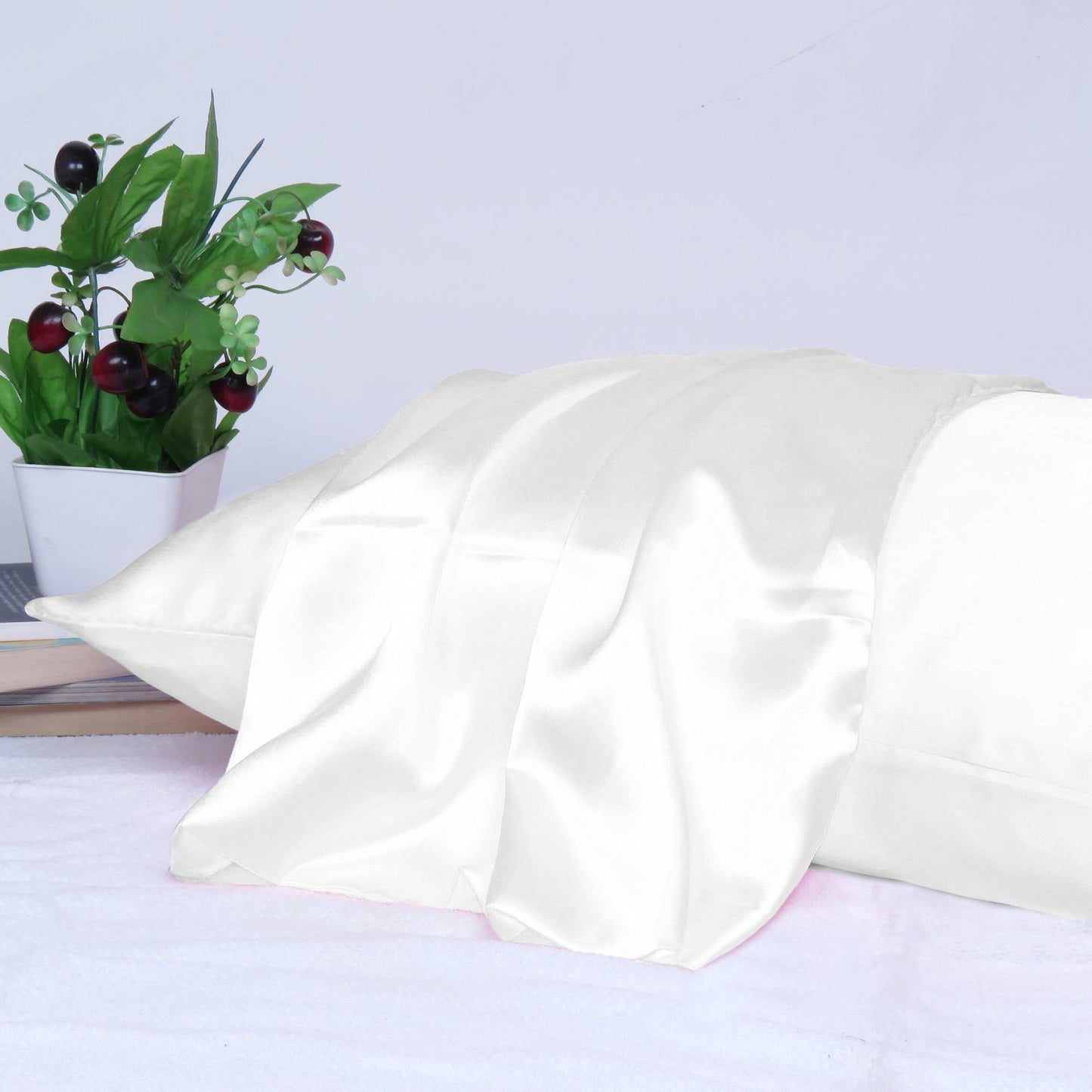 Luxury Soft Plain Satin Silk Pillowcases in Set of 2 - White